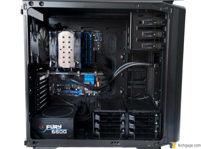 Corsair Graphite 730T Chassis - System installed