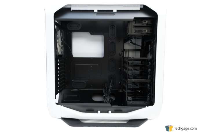 Corsair Graphite 780T Full-Tower Chassis - Interior Overview