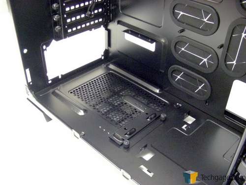 Corsair Obsidian 650D Mid-Tower Chassis