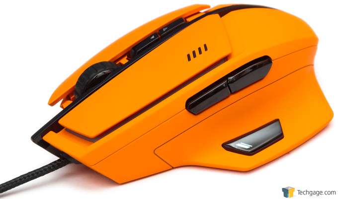 Cougar 600M Gaming Mouse - Thumb Side