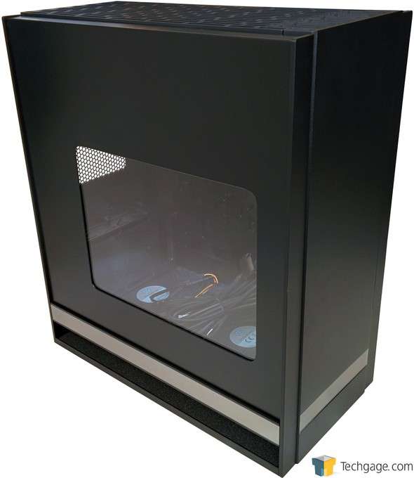 SilverStone Fortress FT05 Mid-Tower Chassis - Profile Shot