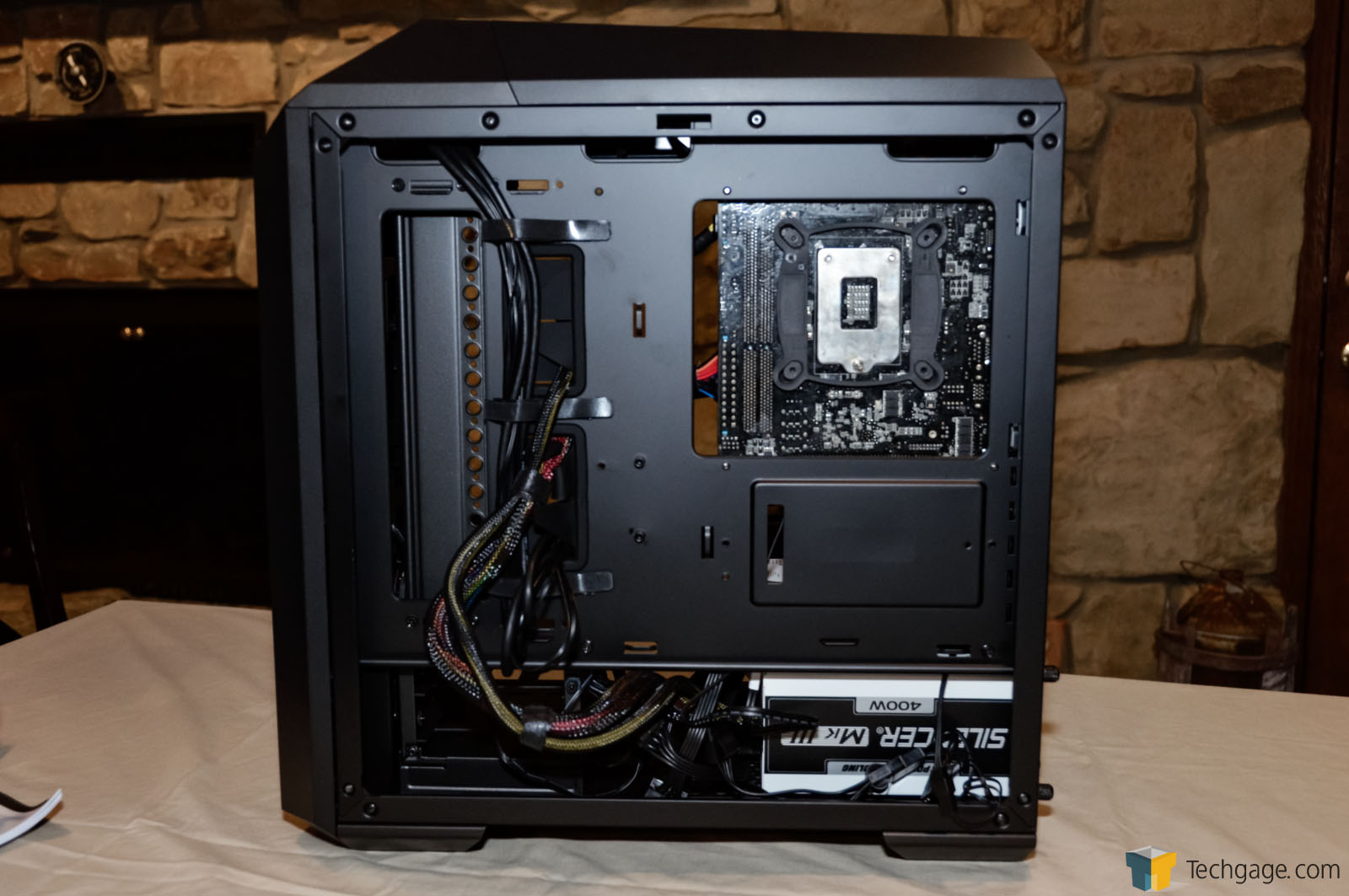 Dependence pendant priority A Fully Modular Mini Tower: Cooler Master MasterCase Pro 3 Review – Techgage