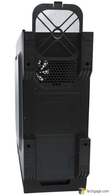 Antec P70 Chassis - Chassis Bottom