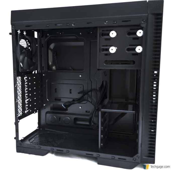 Antec P70 Chassis - Interior