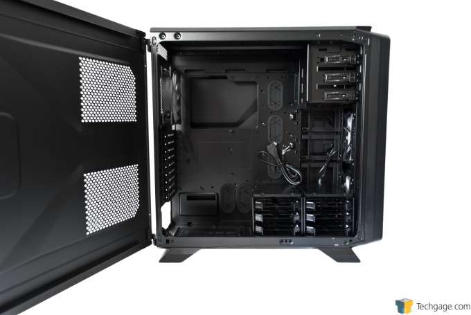 Corsair Graphite 730T Chassis - Interior