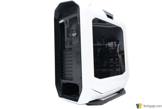Corsair Graphite 780T Full-Tower Chassis - Rear