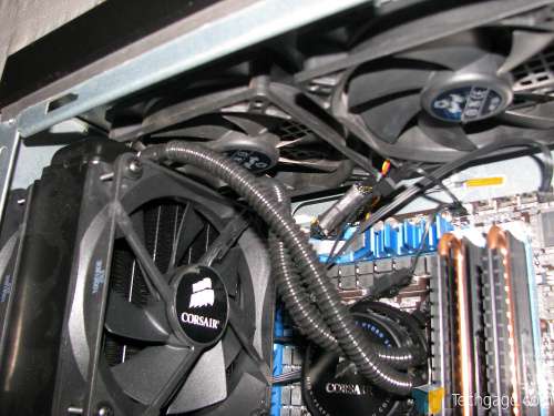 Corsair H70 Liquid CPU Cooler