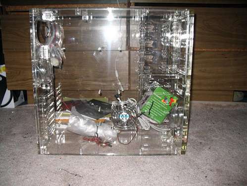 Logisys Clear Acrylic Case – Techgage