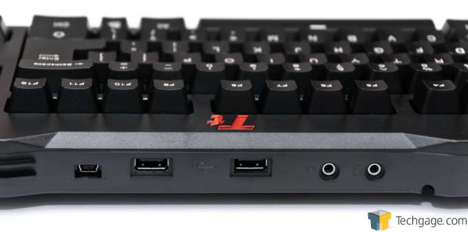 Thermaltake MEKA G-Unit Red Switch - USB and Audio Ports