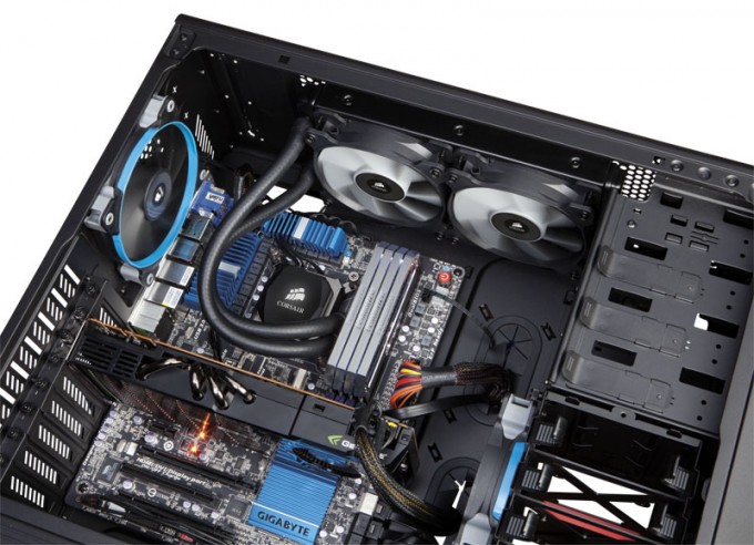 Corsair H100i Press Install Shot