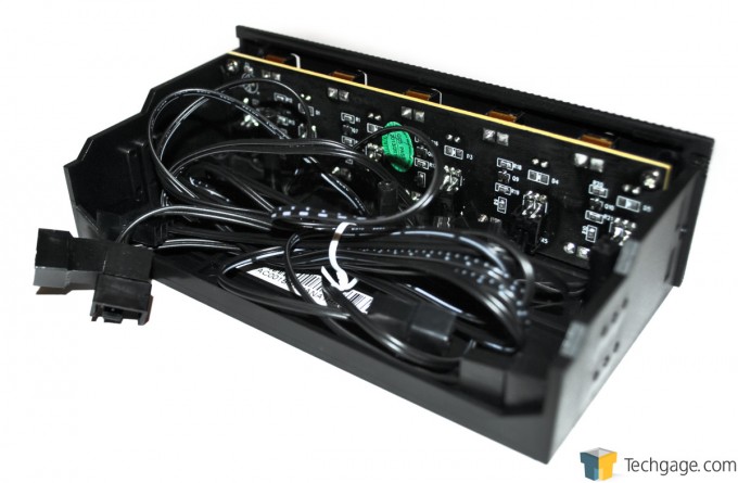 Thermaltake Commander F5 Fan Controller Back