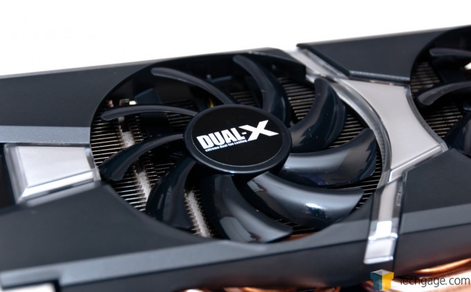 Sapphire Radeon R9 280 Dual-X - Dual-X Close-up