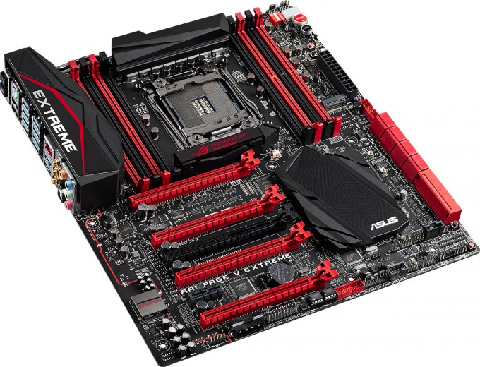 ASUS Republic of Gamers Rampage V Extreme - Angled