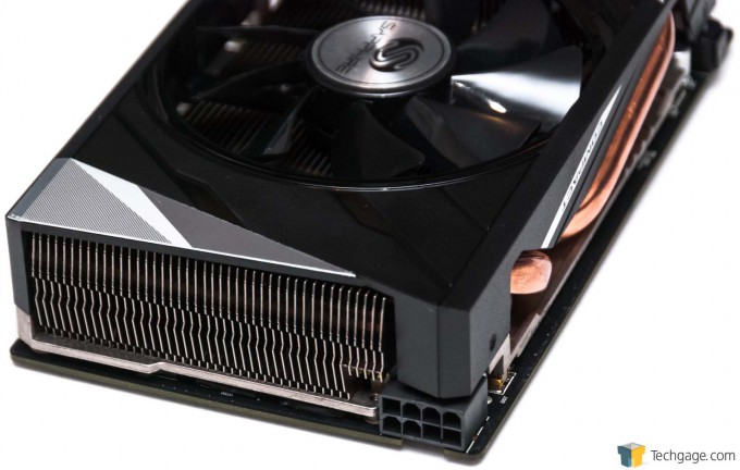 Sapphire Radeon R9 285 ITX Compact Edition - Power Connector and Air Intake