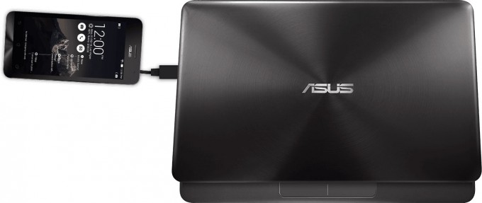 ASUS ZenBook UX305 With ZenFone 2