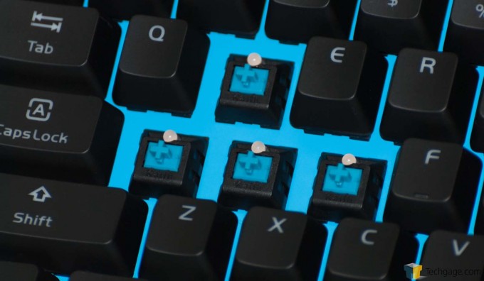 TT Poseidon Z Keyboard - Blue Faceplate & Blue Switches