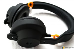 Techgage Review Of The FNATIC Duel Gaming Headset On The Ear Earcups Installed Shot 2