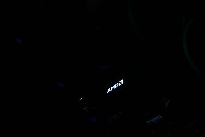 AMD's Wraith Cooler In The Darkness