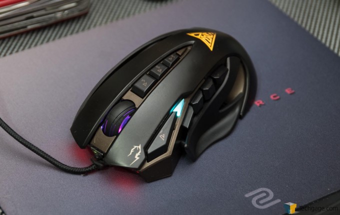 GAMDIAS Zeus Laser Mouse 12 - Lights On