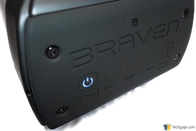 Braven BRV-XXL Controls Shot