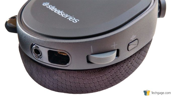 Steelseries Arctis 5 - On Ear Controls