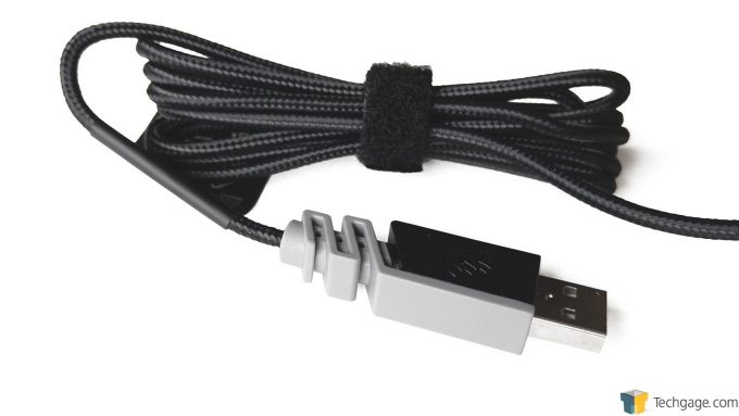 Corsair Scimitar Pro RGB - Braided Cable & USB Connector