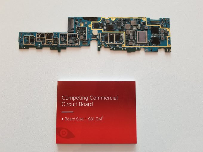 Competitor to Qualcomm's Snapdragon 835 Mobile PC Circuit Board