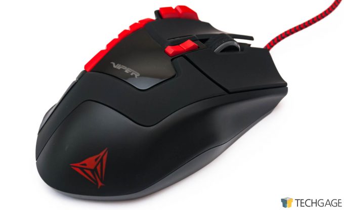 Patriot Viper V570 Gaming Mouse - Right Side