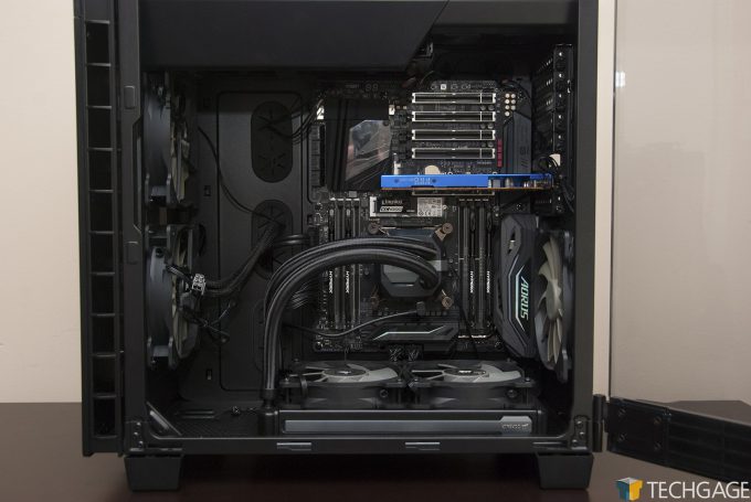 Techgage Workstation PC Featuring AMD's Radeon Pro WX 3100