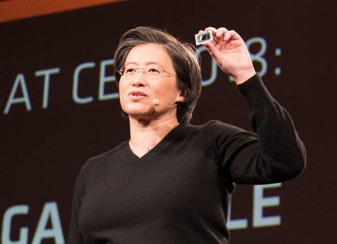 AMD Ryzen Mobile APU Held By Dr Lisa Su