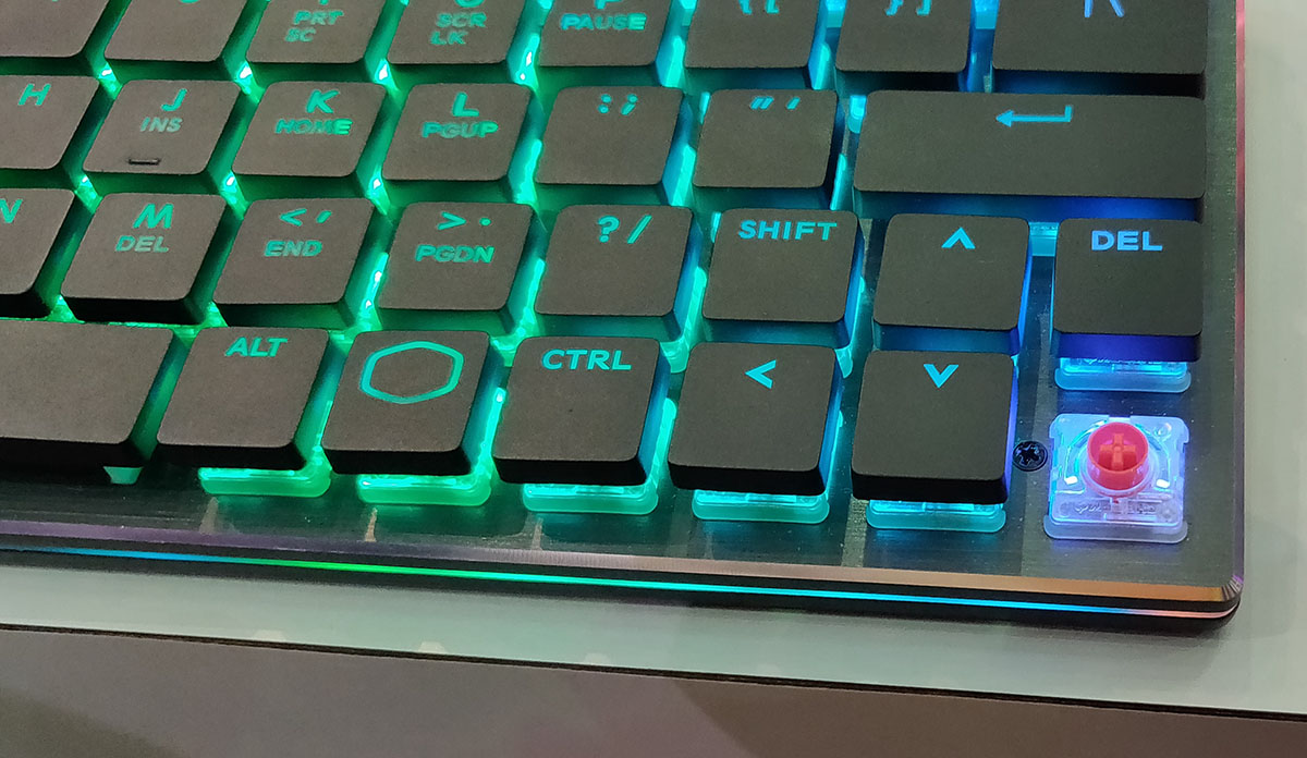 Cooler Master Shows Low Profile & ‘Gamepad’ Keyboards At Computex 2018