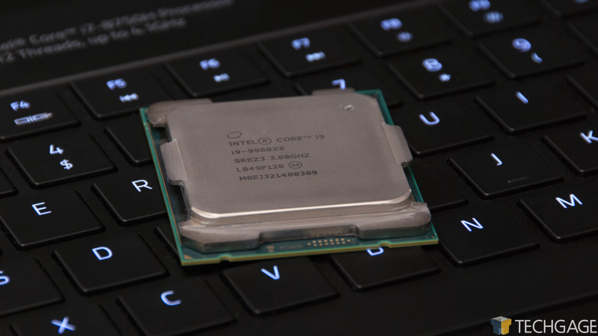 strip catalogus Gedateerd Performance Testing Intel's Core i9-9980XE 18-core CPU In Linux – Techgage