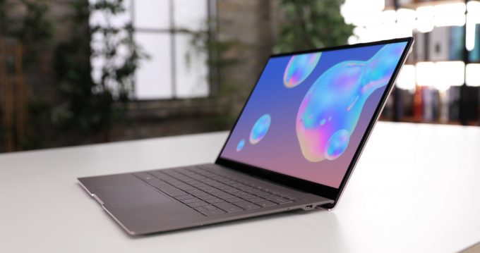 Samsung Galaxy Book S - Lifestyle Shot
