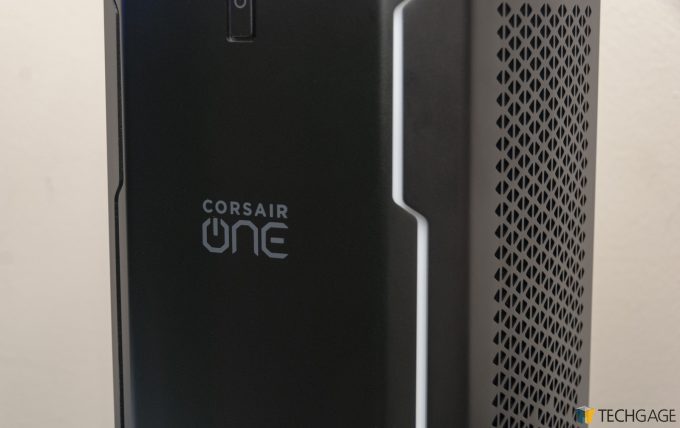Corsair ONE i164 PC - Logo Closeup
