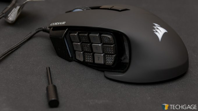 Corsair SCIMITAR RGB Elite Gaming Mouse - Adjusting Buttons Position