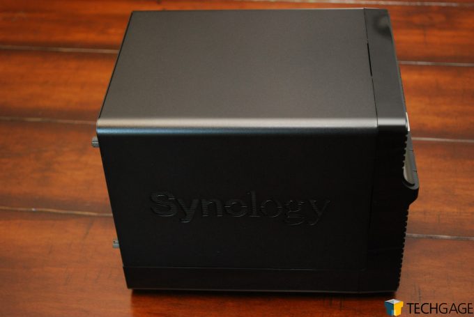 Synology DS420j Review Main Body Side Shot