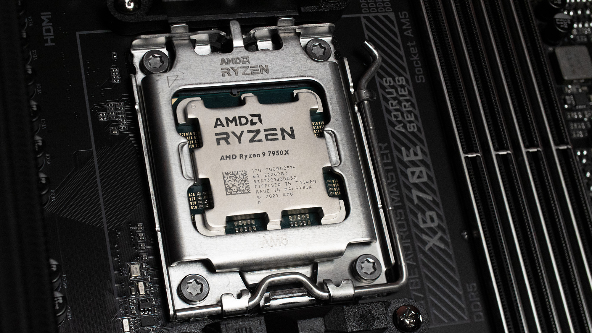 AMD Ryzen 9 7950X and AM5 socket